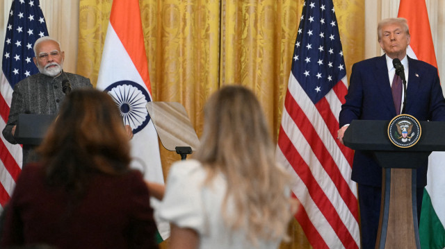 Le président américain Donald Trump et le Premier ministre indien Narendra Modi en conférence de presse conjointe dans la salle Est de la Maison Blanche à Washington, DC, le 13 février 2025.
