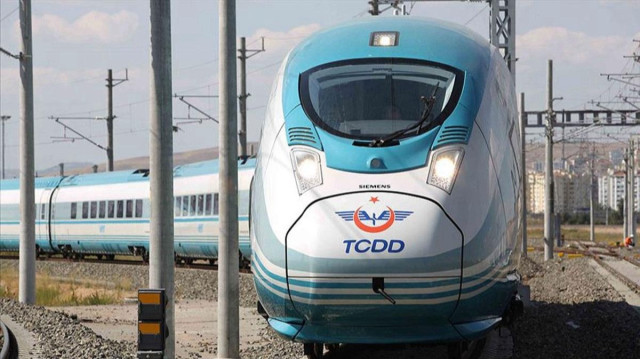 Samsun-Sarp Hızlı Demir yolu projesi ile Trabzon-Samsun arası 2 saate inecek