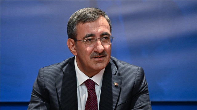 Cumhurbaşkanı Yardımcısı Cevdet Yılmaz, AK Parti TBMM grup toplantısı öncesinde gazetecilerin sorularını yanıtladı