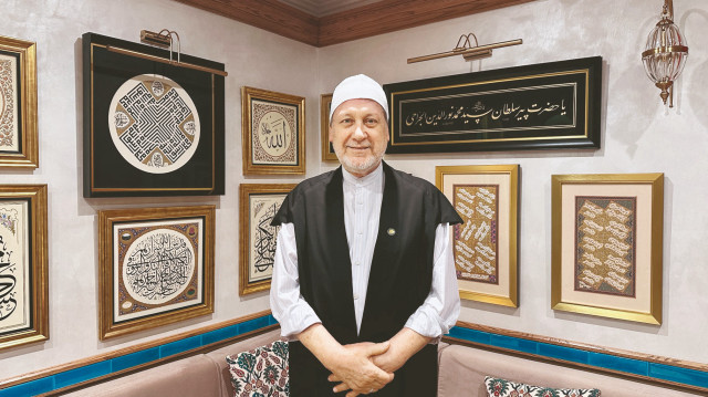 Sanatçı Ahmet Özhan