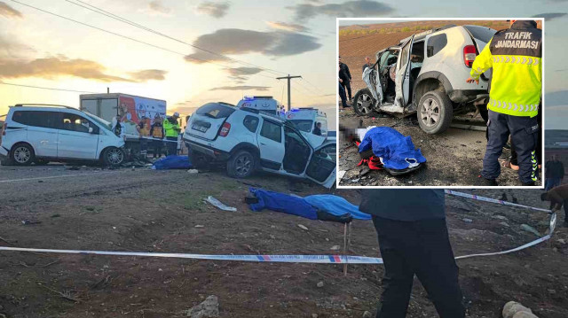 Diyarbakır'da taziye dönüşü feci kaza: Üç ölü dört yaralı