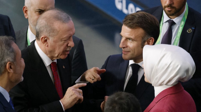 Le président turc Recep Tayyip Erdogan (G) et le président français Emmanuel Macron 