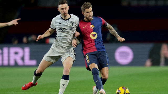 Le défenseur de Barcelone Inigo Martinez lors du match de football de la ligue espagnole entre le FC Barcelone et le CA Osasuna au Stade Olympique Lluis Companys à Barcelone, le 27 mars 2025.
