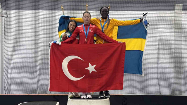 Aysel Önder, Finlandiya'da bayrağımızı dalgalandırdı.