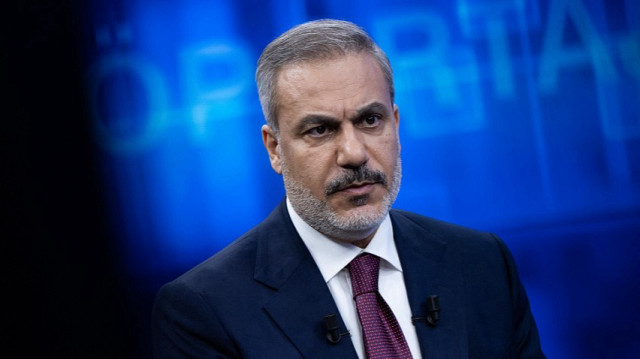 فيدان يهنئ المسلمين في تركيا والعالم بعيد الفطر