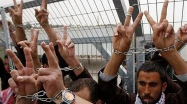 عشية عيد الفطر.. 9500 أسير فلسطيني بسجون الاحتلال