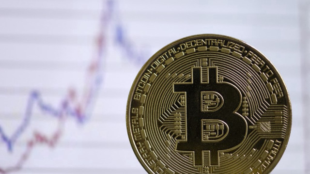 Le Bitcoin avait enregistré une forte hausse en novembre, portée par les espoirs que Donald Trump soutienne un fonds stratégique Bitcoin et lève les pressions réglementaires imposées sous Joe Biden. 