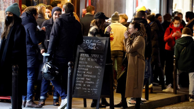 Le chômage des jeunes reste préoccupant, atteignant 14,6 % dans l’UE et 14,1 % dans la zone euro.