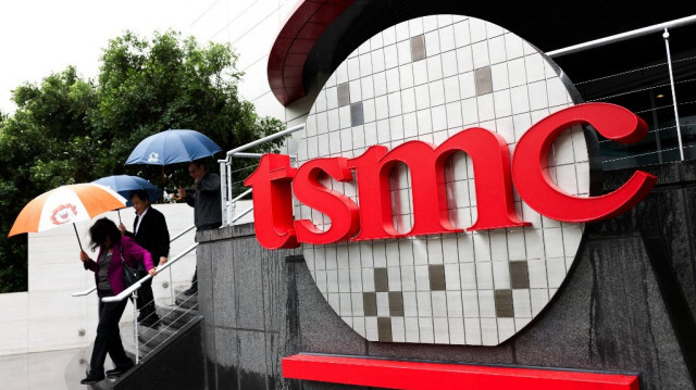 Le logo de la Taiwan Semiconductor Manufacturing Company (TSMC) à son siège à Hsinchu. 