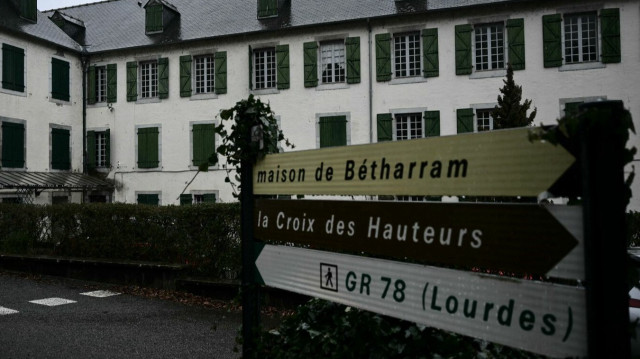 Deux signalements effectués à l'encontre de l'actuel Premier ministre pour n'avoir pas dénoncé les faits, ont été classés sans suite.