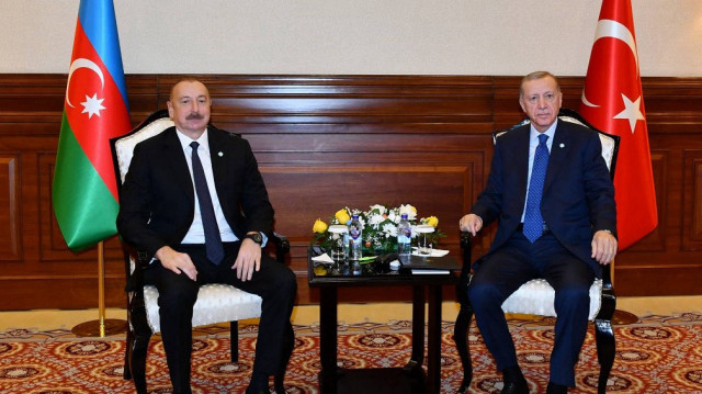 Le président azerbaïdjanais Ilham Aliyev et le président le de Türkiye Recep Tayyip Erdogan.