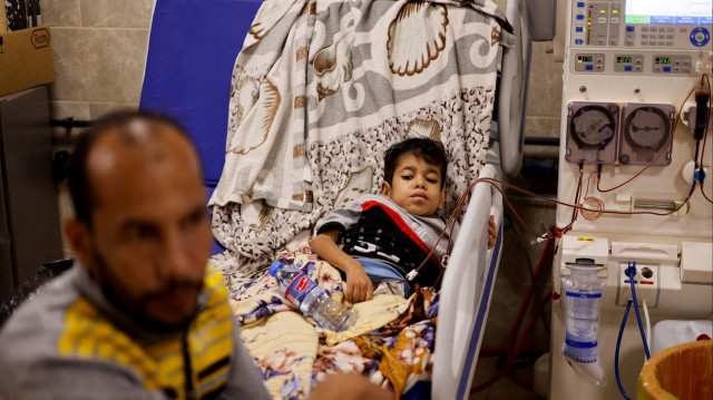 Children with kidney disease in Gaza struggling to survive at Al-Rantisi Hospital