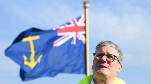 Le Premier ministre britannique Keir Starmer s'exprime à bord du RFA Tidespring au quai Cammel Laird, à Birkenhead, dans le nord-ouest de l'Angleterre, le 6 mars 2025. La semaine dernière, le Premier ministre britannique Keir Starmer s'est engagé à porter les dépenses de défense du Royaume-Uni à 2,5 % de l'économie nationale d'ici à 2027, ce qui, selon le gouvernement travailliste, devrait également contribuer à la croissance d'un produit intérieur brut stagnant.