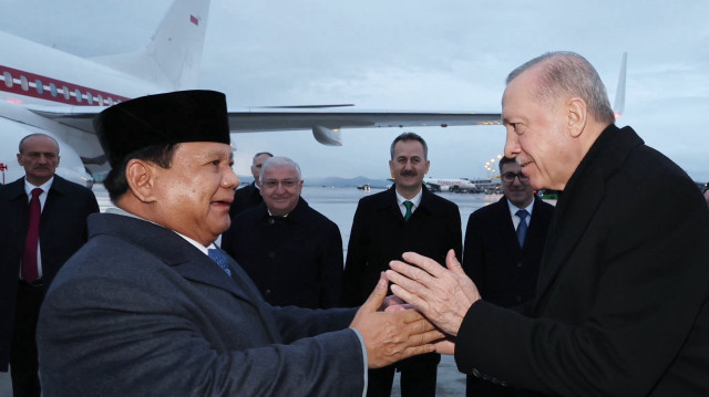 Le président turc Recep Tayyip Erdogan a accueilli ce mercredi son homologue indonésien, Prabowo Subianto, à l’aéroport d’Esenboga à Ankara