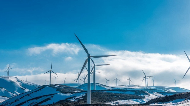 Champ d'éoliennes dans la province d'Izmir, en Türkiye.