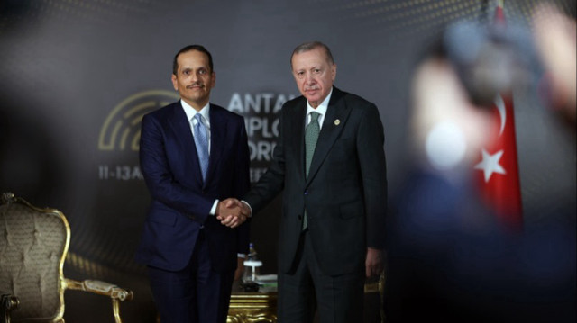 أردوغان يلتقي رئيس مجلس الوزراء القطري