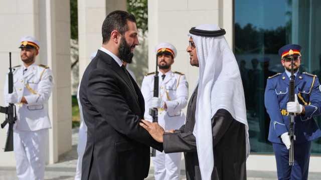 الرئيس السوري يلتقي نظيره الإماراتي في أول زيارة رسمية لأبو ظبي