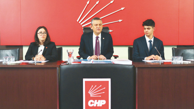 Tan, Türkiye’nin Mavi Vatan vizyonunu masal olarak değerlendirirken, Somali’deki TSK varlığını da Rus paralı asker topluluğu Wagner’e benzeterek tepki çekmişti.