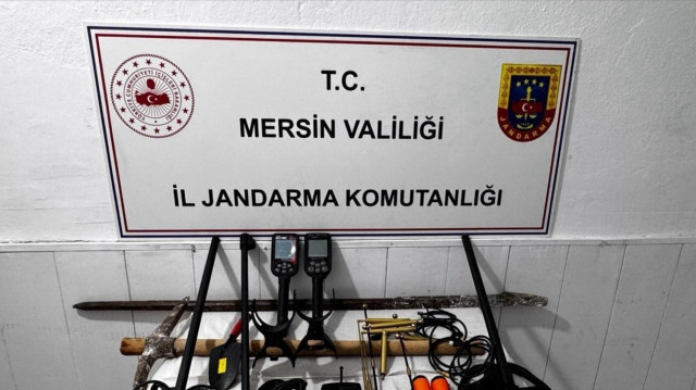Mersin Jandarması kaçakçıları yakaldı.