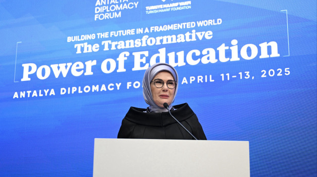أمينة أردوغان: الإنسانية لم تعد تحتمل مزيدا من الحروب والصراعات