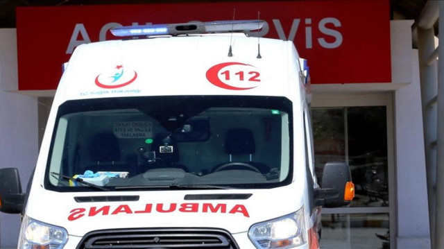 İzmir'in Bayraklı ilçesinde ambulansa tabancayla ateş ettikten sonra kaçan şüpheli gözaltına alındı.