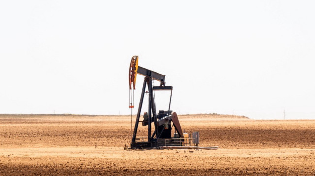 Le baril américain West Texas Intermediate (WTI) a pour sa part reculé de 1,58 %, s'établissant à 60,06 dollars, contre 61,03 dollars lors de la clôture précédente.