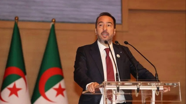 Le Conseil du Renouveau Économique Algérien (CREA) a annulé sa visite prévue en France, ainsi que sa rencontre avec le MEDEF, en réaction à une intervention des autorités françaises ayant dissuadé un dirigeant d’entreprise française d’investir en Algérie, le 15 avril 2025.