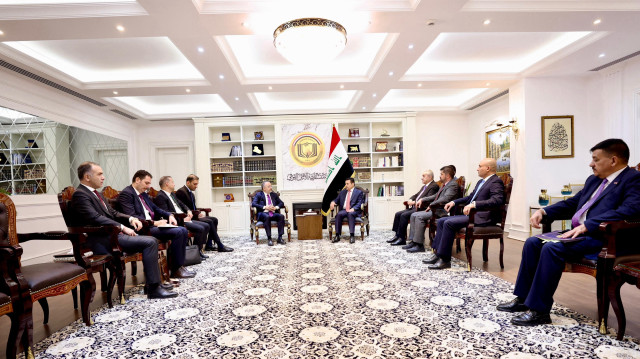 تركيا والعراق يبحثان تعزيز التعاون بمكافحة الإرهاب وضبط الحدود