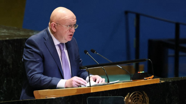 Vassily Nebenzia, représentant permanent de la Russie auprès de l'ONU, prend la parole lors d'une session spéciale de l'Assemblée générale des Nations unies au siège de l'ONU à New York, le 24 février 2025.