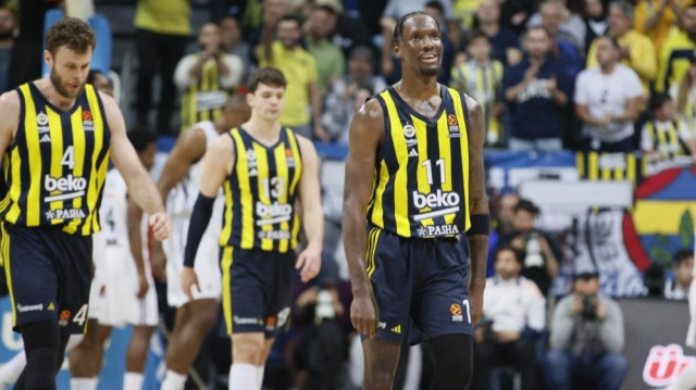 Euroleague'in en iyi 5'inde Nigel Hayes Davis de yer aldı.