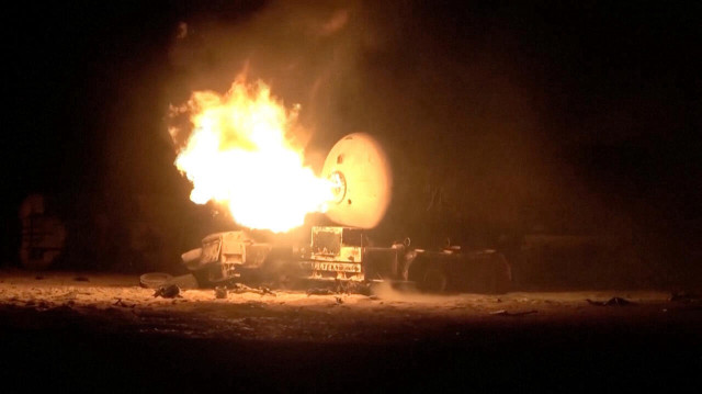 Американские военные уничтожили йеменский нефтяной порт Рас-Иса. | Фото: Al-Masirah TV