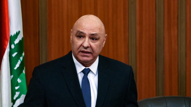 عون: سننفذ "حصر السلاح بيد الدولة" لكن ننتظر ظروفا مناسبة للتطبيق