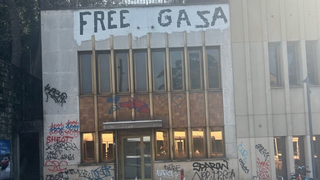 Des tags "Free Gaza" à Genève.