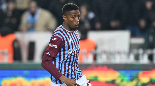Trendyol Süper Lig'in 31. haftasında Trabzonspor ile Çaykur Rizespor, Papara Park'ta karşılaştı. Maçta, Trabzonsporlu futbolcu Simon Banza da forma giydi.

