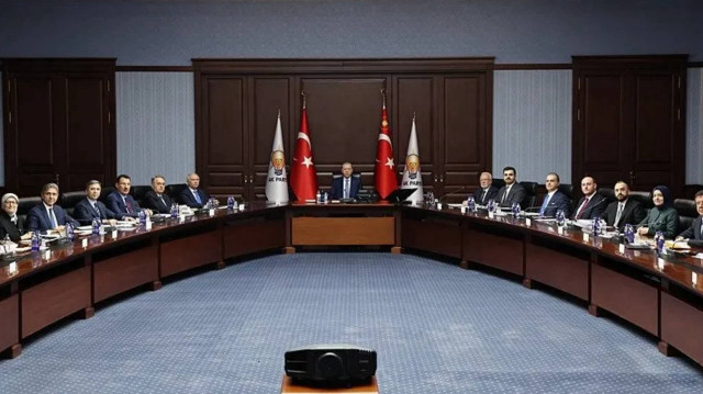 AK Parti'de kritik MKYK! Terörsüz Türkiye, ekonomi, CHP eylemleri...