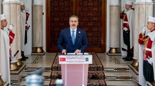 Turkish Foreign Minister Hakan Fidan speaks during a press conference at El Mouradia Palace in Algiers, Algeria on April 21, 2025.