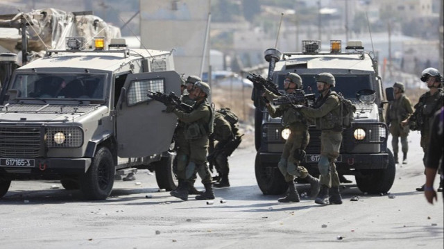 الضفة.. الاحتلال الإسرائيلي يصيب فلسطينيا بالرصاص ويعتقله
