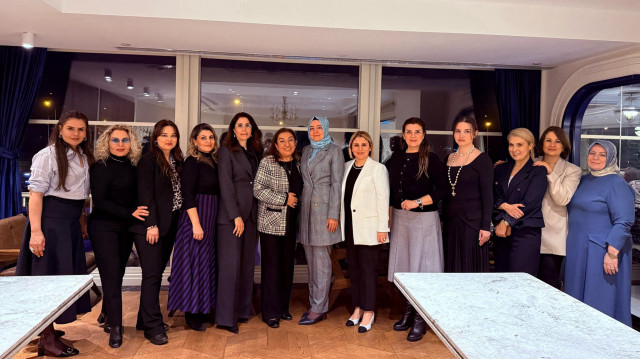 Les femmes d'affaires turques ont rencontré des entrepreneurs et représentants d'institutions locales afin d'explorer les opportunités commerciales bilatérales.