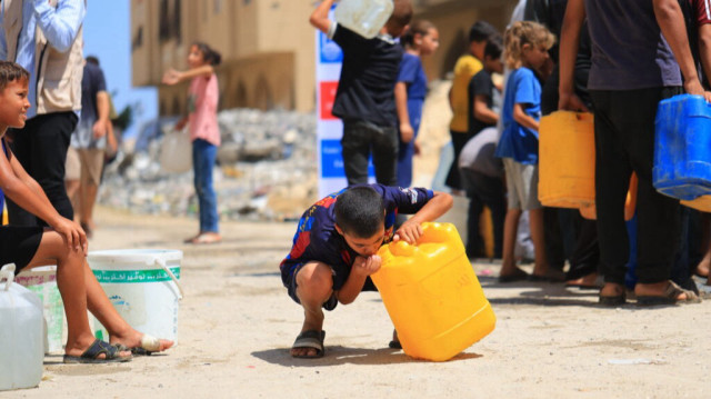 الضفة.. مستوطنون يقطعون المياه عن تجمع فلسطيني شمال أريحا