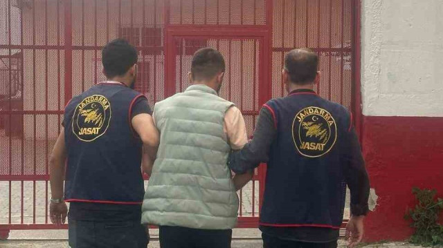 Aydın'da dolandırıcılık suçundan 10 yıl 2 ay hapis cezası ile aranan şahıs yakalandı.