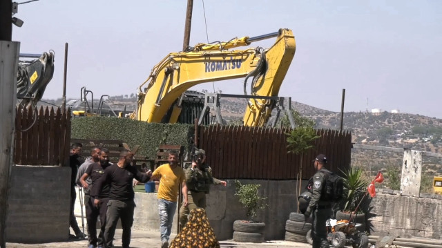 جيش الاحتلال يهدم 5 منازل فلسطينية جنوب الضفة الغربية