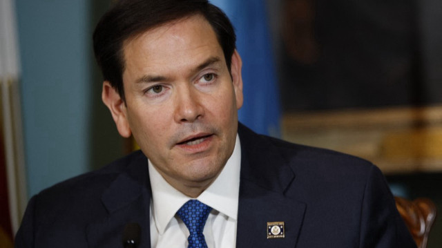 Le secrétaire d'État américain Marco Rubio s'exprime lors d'une cérémonie de signature d'une déclaration de principes avec la ministre des Affaires étrangères de la République démocratique du Congo, Thérèse Kayikwamba Wagner, et le ministre des Affaires étrangères du Rwanda, Olivier Nduhungirehe, au département d'État, le 25 avril 2025 à Washington, DC.