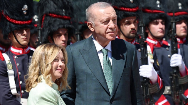 La Première ministre italienne Giorgia Meloni a affirmé mardi avoir posé, avec le président Recep Tayyip Erdogan, les bases solides d’un renforcement des "excellentes relations" entre l’Italie et la Türkiye.