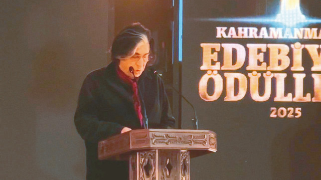 Okan Bayülgen
