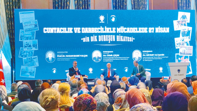 Yalçın'ın açılış konuşmasının ardından "Bir Dik Duruşun Hikayesi" isimli video gösterimi yapıldı.