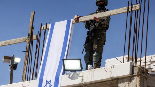 L’armée israélienne a ordonné jeudi l’évacuation de civils palestiniens dans cinq zones situées à l’est de la ville de Gaza.