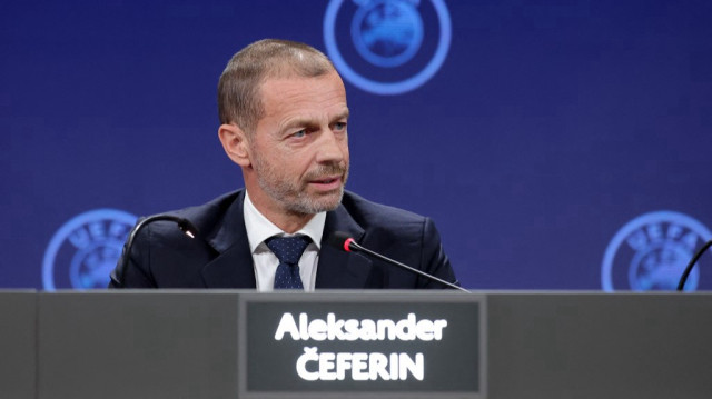 Le président de l'UEFA, Aleksander Ceferin, s'exprime lors d'une conférence de presse après le 49e Congrès ordinaire de l'UEFA, tenu au centre de congrès Sava Centar à Belgrade, le 3 avril 2025.