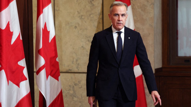 Le Premier ministre canadien Mark Carney arrive pour une conférence de presse sur les droits de douane américains sur la Colline du Parlement à Ottawa le 3 avril 2025.