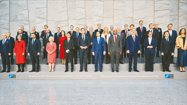 Fidan, Brüksel’de gerçekleştirilen NATO Dışişleri Bakanları Toplantısı kapsamında aile fotoğrafında yer aldı.