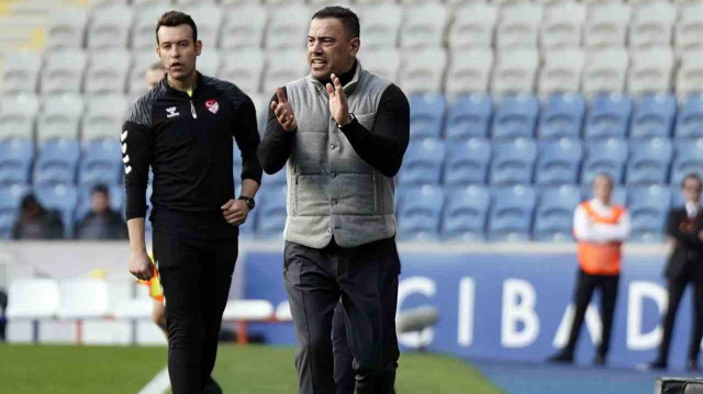 Başakşehir Teknik Direktörü Çağdaş Atan